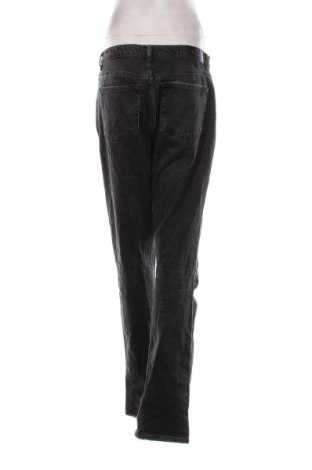 Damskie jeansy Perfect Jeans By Gina Tricot, Rozmiar M, Kolor Szary, Cena 28,99 zł