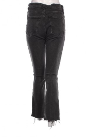 Damskie jeansy Perfect Jeans By Gina Tricot, Rozmiar M, Kolor Czarny, Cena 57,56 zł