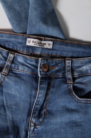 Дамски дънки Pull&Bear, Размер M, Цвят Син, Цена 29,01 лв.