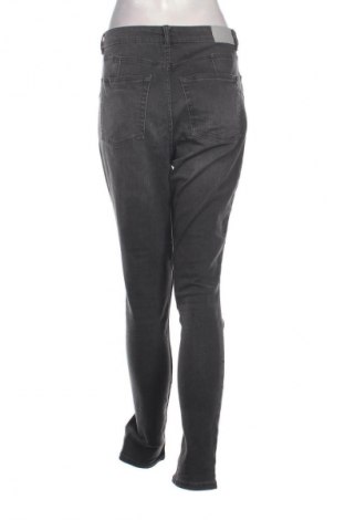 Damen Jeans Sinsay, Größe M, Farbe Grau, Preis 3,99 €