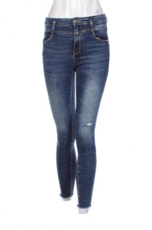 Damen Jeans Stradivarius, Größe S, Farbe Blau, Preis € 16,81