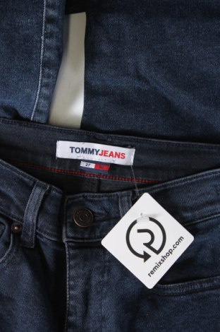 Дамски дънки Tommy Jeans, Размер M, Цвят Син, Цена 77,99 лв.