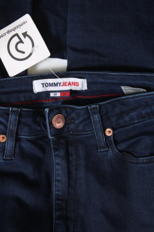 Дамски дънки Tommy Jeans, Размер S, Цвят Син, Цена 68,99 лв.