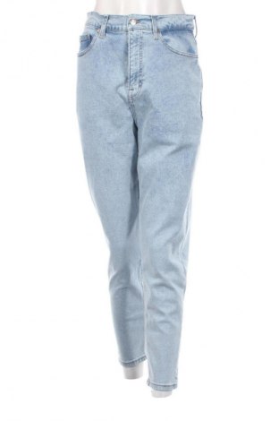 Dámske džínsy  Tommy Jeans, Veľkosť L, Farba Modrá, Cena  44,95 €