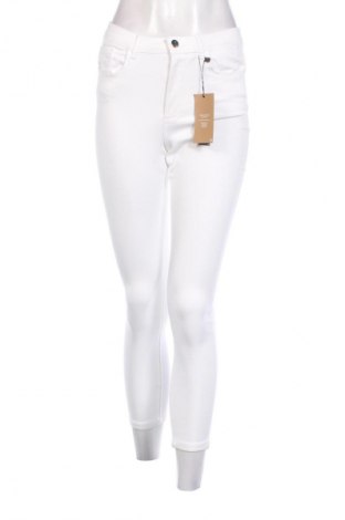 Damen Jeans Vero Moda, Größe M, Farbe Weiß, Preis € 13,99