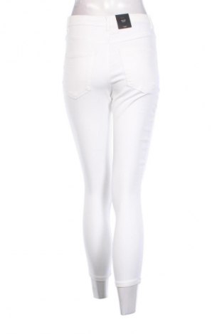 Damen Jeans Vero Moda, Größe M, Farbe Weiß, Preis € 13,49