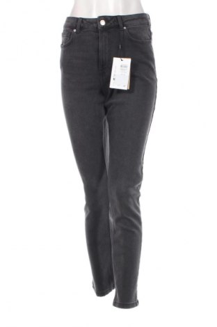 Damen Jeans Vero Moda, Größe S, Farbe Grau, Preis 12,99 €