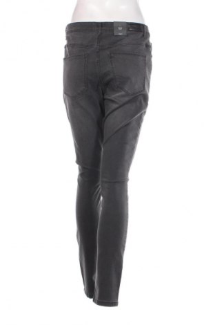 Damen Jeans Vero Moda, Größe L, Farbe Grau, Preis 13,49 €