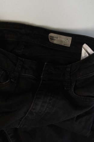 Damen Jeans Vero Moda, Größe S, Farbe Schwarz, Preis 9,99 €