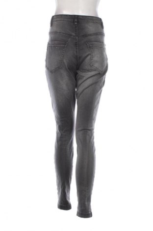 Damen Jeans Zizzi, Größe XL, Farbe Grau, Preis € 13,99