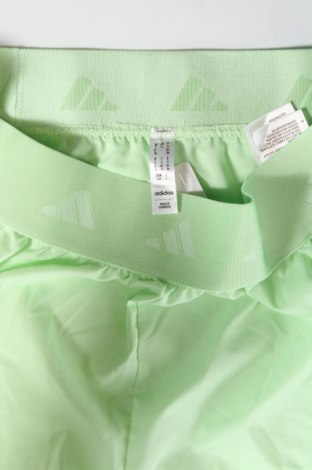 Pantaloni scurți de femei Adidas, Mărime S, Culoare Verde, Preț 139,99 Lei