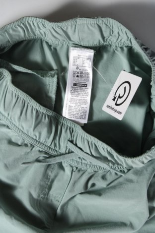 Pantaloni scurți de femei Decathlon, Mărime M, Culoare Verde, Preț 26,99 Lei