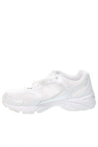 Încălțăminte de damă New Balance, Mărime 40, Culoare Alb, Preț 292,99 Lei