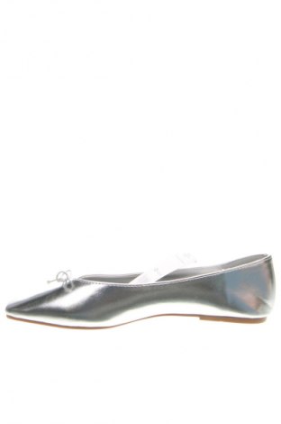 Damenschuhe Sinsay, Größe 40, Farbe Silber, Preis 17,99 €