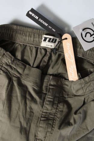 Damenhose, Größe M, Farbe Grün, Preis € 10,49