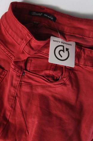 Damenhose, Größe M, Farbe Rot, Preis € 6,49