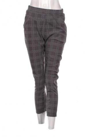 Pantaloni de femei, Mărime M, Culoare Multicolor, Preț 24,99 Lei