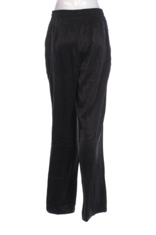 Damenhose A Lot Less x About You, Größe M, Farbe Schwarz, Preis 32,99 €