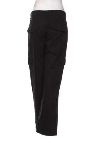 Pantaloni de femei A Lot Less x About You, Mărime M, Culoare Negru, Preț 205,99 Lei