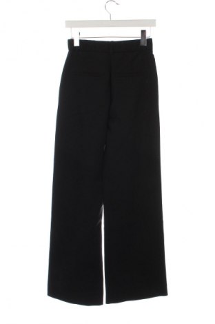 Pantaloni de femei Abercrombie & Fitch, Mărime XS, Culoare Negru, Preț 230,99 Lei