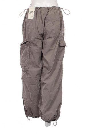 Damenhose BDG, Größe M, Farbe Grau, Preis 14,99 €