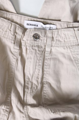 Дамски панталон Bershka, Размер XXS, Цвят Сив, Цена 10,49 лв.