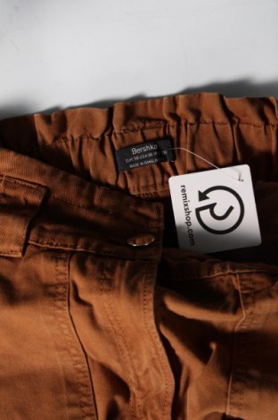 Damenhose Bershka, Größe M, Farbe Braun, Preis € 7,99