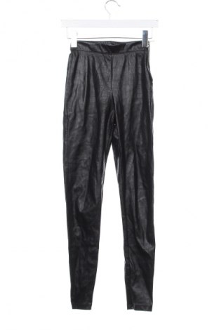 Pantaloni de femei Bershka, Mărime XS, Culoare Negru, Preț 38,99 Lei