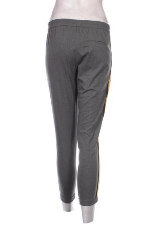 Damenhose Bershka, Größe XS, Farbe Grau, Preis € 8,49