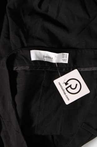 Damenhose Bershka, Größe M, Farbe Schwarz, Preis 20,29 €