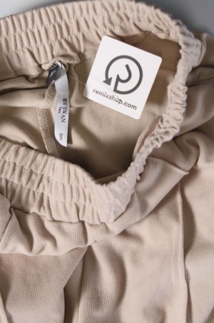 Damenhose By Swan Paris, Größe S, Farbe Beige, Preis € 7,49