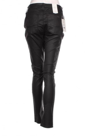 Pantaloni de femei Cross Jeans, Mărime M, Culoare Negru, Preț 76,99 Lei