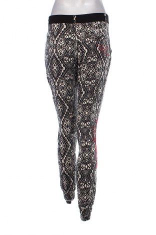 Damenhose Desigual, Größe S, Farbe Mehrfarbig, Preis 19,49 €