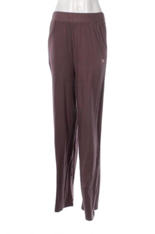 Damenhose FILA, Größe M, Farbe Lila, Preis 32,49 €