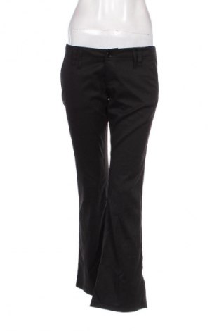 Pantaloni de femei Freeman T. Porter, Mărime M, Culoare Negru, Preț 121,99 Lei