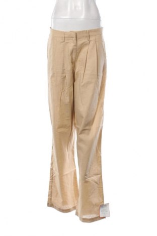 Damenhose Glamorous, Größe L, Farbe Beige, Preis € 11,49