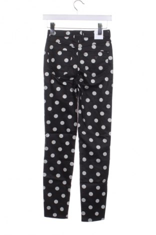 Pantaloni de femei Guess, Mărime XS, Culoare Negru, Preț 181,99 Lei