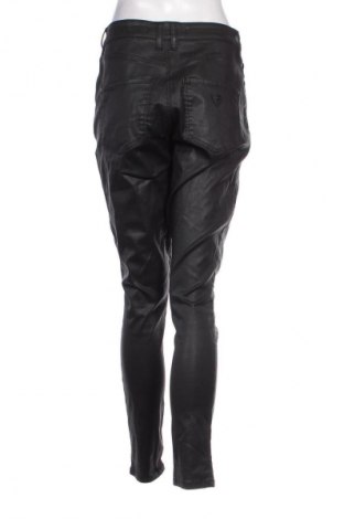 Pantaloni de femei Guess, Mărime L, Culoare Negru, Preț 191,00 Lei