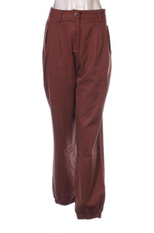 Pantaloni de femei Guido Maria Kretschmer for About You, Mărime L, Culoare Maro, Preț 67,99 Lei