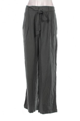 Pantaloni de femei Guido Maria Kretschmer for About You, Mărime XL, Culoare Verde, Preț 73,99 Lei