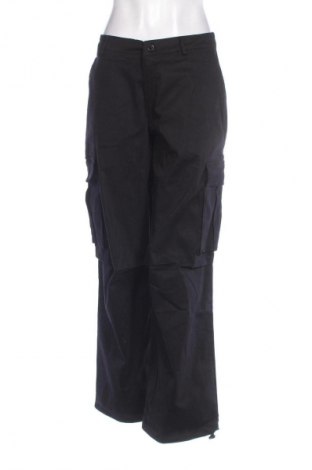 Pantaloni de femei LENI KLUM x ABOUT YOU, Mărime L, Culoare Negru, Preț 122,99 Lei