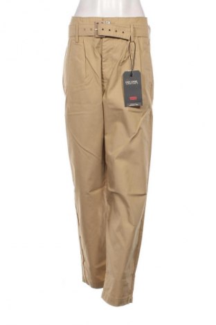 Pantaloni de femei Levi's, Mărime M, Culoare Bej, Preț 205,99 Lei