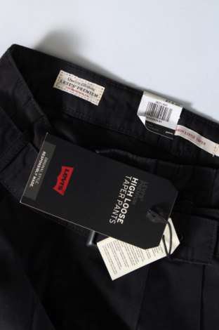 Дамски панталон Levi's, Размер S, Цвят Черен, Цена 51,99 лв.