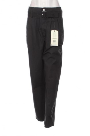 Pantaloni de femei Levi's, Mărime S, Culoare Negru, Preț 169,99 Lei