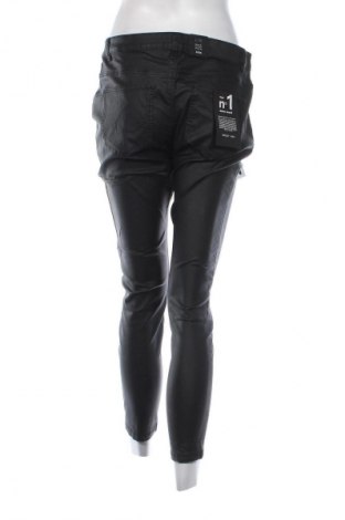 Pantaloni de femei Noisy May, Mărime L, Culoare Negru, Preț 151,99 Lei