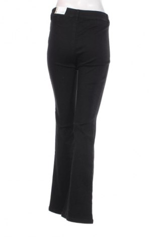 Pantaloni de femei ONLY, Mărime M, Culoare Negru, Preț 85,99 Lei