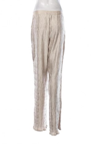 Pantaloni de femei Pretty Little Thing, Mărime M, Culoare Bej, Preț 36,99 Lei