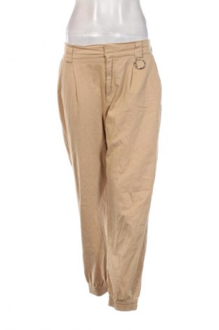 Damenhose Pull&Bear, Größe L, Farbe Beige, Preis € 20,29