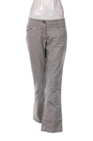 Damenhose Q/S by S.Oliver, Größe M, Farbe Grau, Preis € 11,99