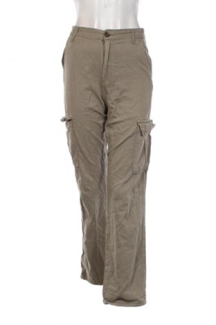 Damenhose Stradivarius, Größe S, Farbe Grün, Preis 7,99 €